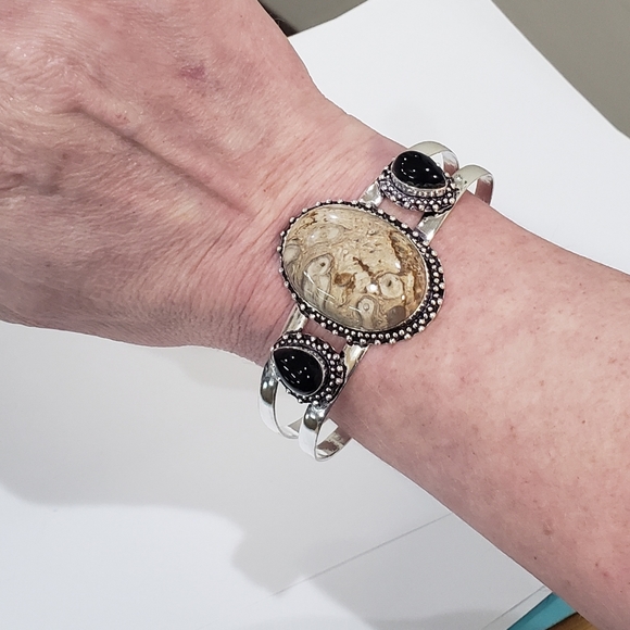 Chalcedony bracelet, 925 silver rock chalcedony black onyx adjustable bangle - Picture 12 of 15